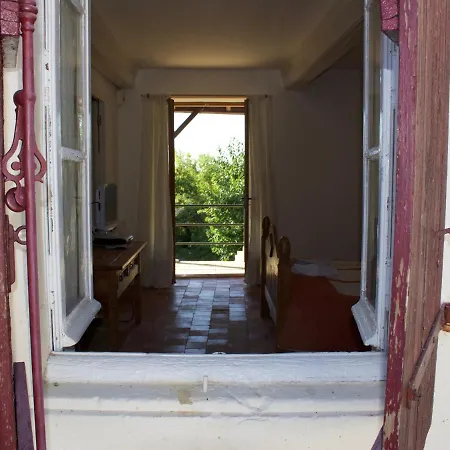 Ancienne Ecole Couette-café Cazaux-Villecomtal
