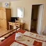 Ancienne Ecole Отель типа 