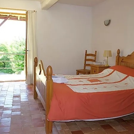 Ancienne Ecole Bed & Breakfast